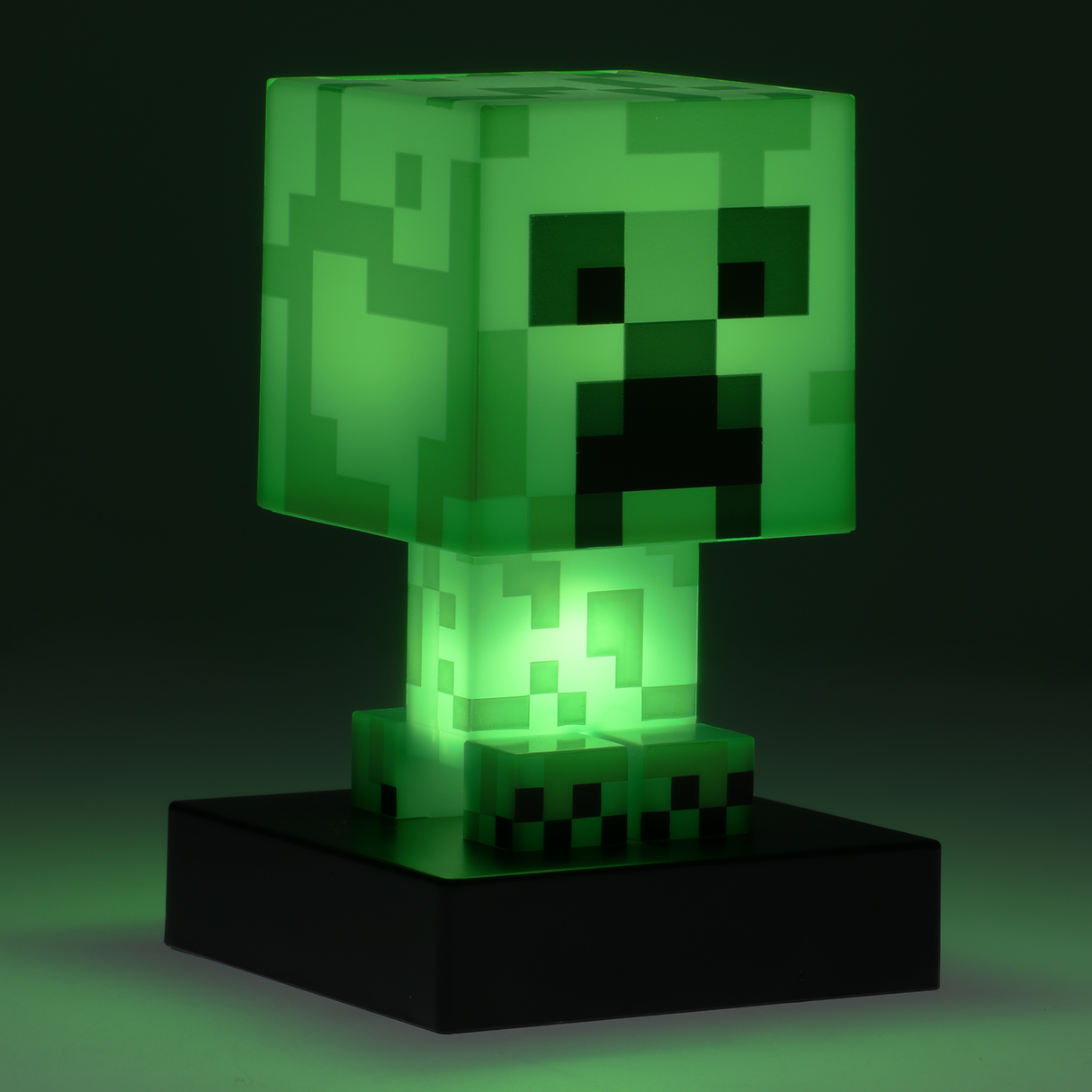 Lampa decorativa model Creeper - Minecraft de veghe noptiera birou sau gaming 10cm decoratiune luminoasa LED forma 3D