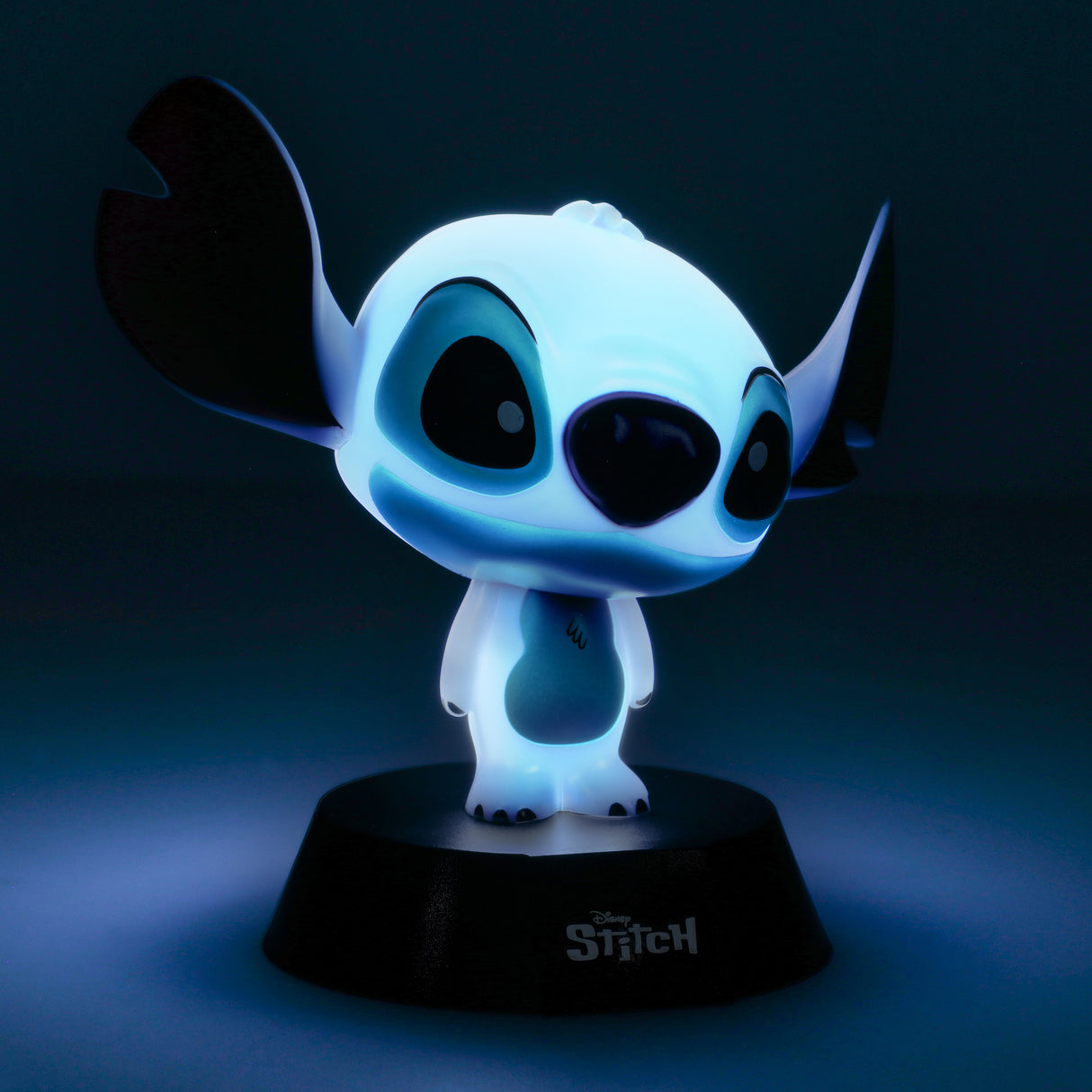 Lampa decorativa model Stitch de veghe noptiera birou sau gaming 10cm decoratiune luminoasa LED forma 3D personaj