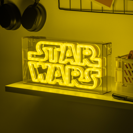Lampa decorativa model Star Wars de veghe noptiera birou sau gaming semn luminos LED NEON forma logo licenta oficiala