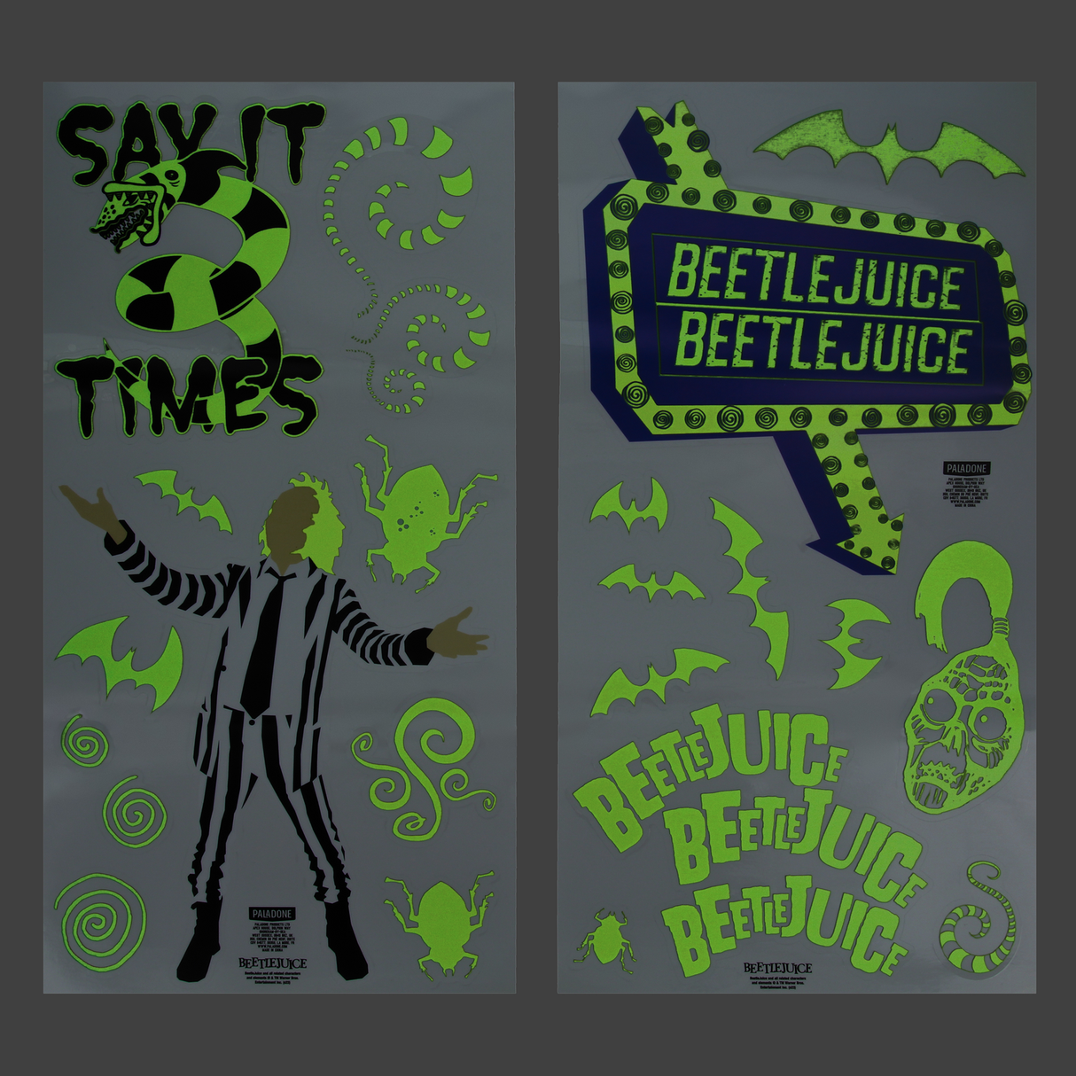 Set Stickere decorative model Beetlejuice 4 pagini autocolante pentru perete 50 buc Halloween licenta oficiala Warner