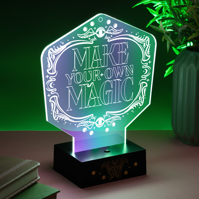 Lampa decorativa model Wicked de veghe noptiera birou sau gaming portabila semn luminos LED forma logo diametru 16cm