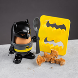 Set Mic Dejun model Batman suport pentru ou si forma decupare paine include lingurita licenta oficiala DC Comics - Set