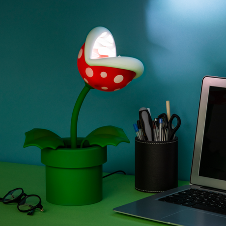 Lampa decorativa 3D model Super Mario - planta Piranha noptiera birou sau gaming portabila ajustabila decoratiune