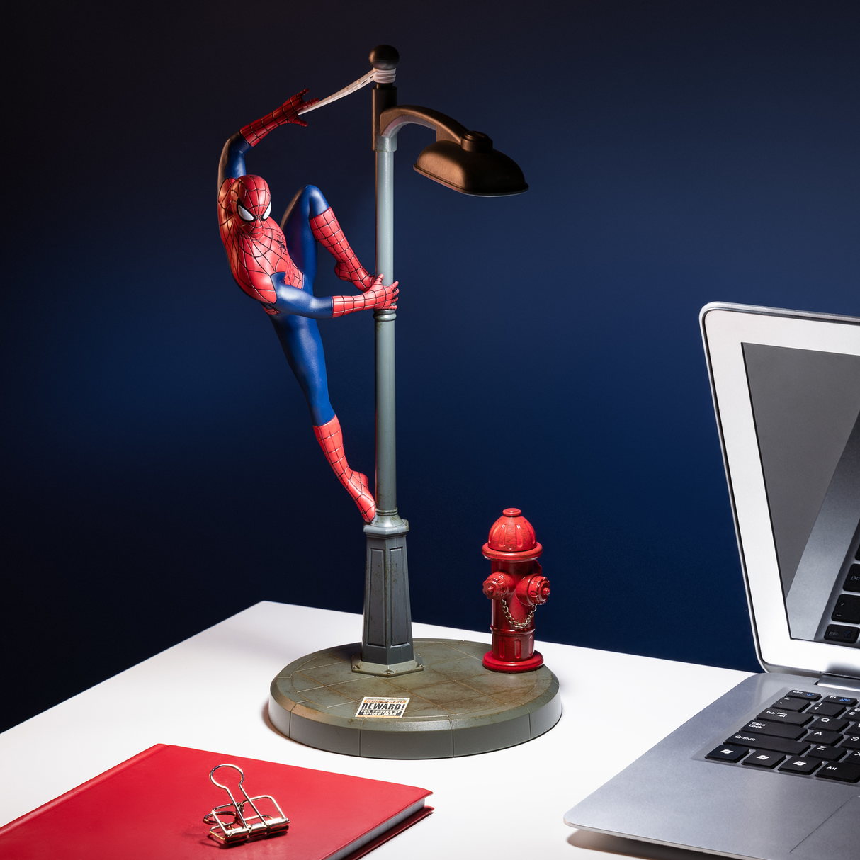 Lampa 3D model Spiderman decoratiune luminoasa LED 3 trepte de iluminare USB 33cm licenta oficiala Marvel - Lampa