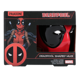 Cana ceramica model Deadpool efect 3D rosu + negru Capacitate 550ml licenta oficiala Marvel - Cana